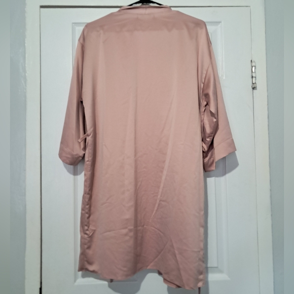 Flora Nikrooz robe medium/ large - Picture 3 of 6